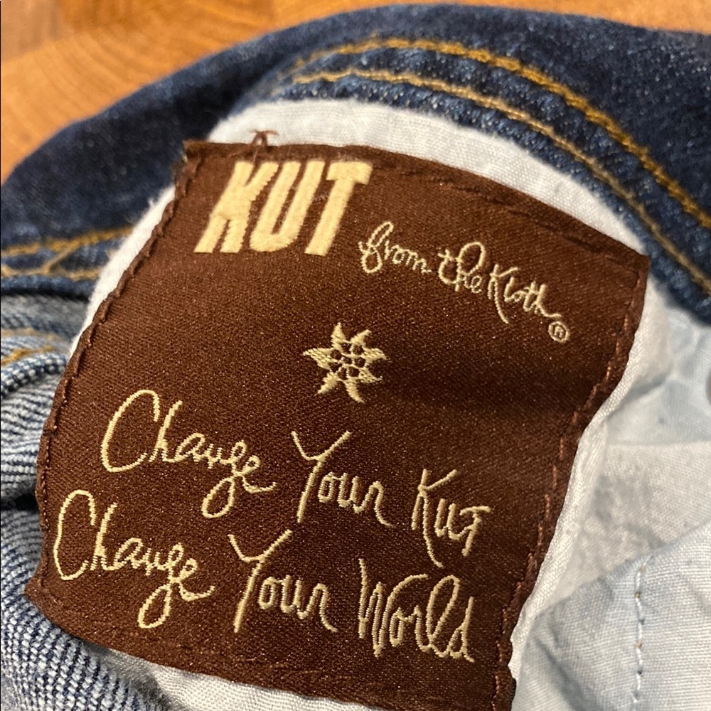 Kut from the Kloth Blue Cropped Ankle Jeans - Picture 5 of 6